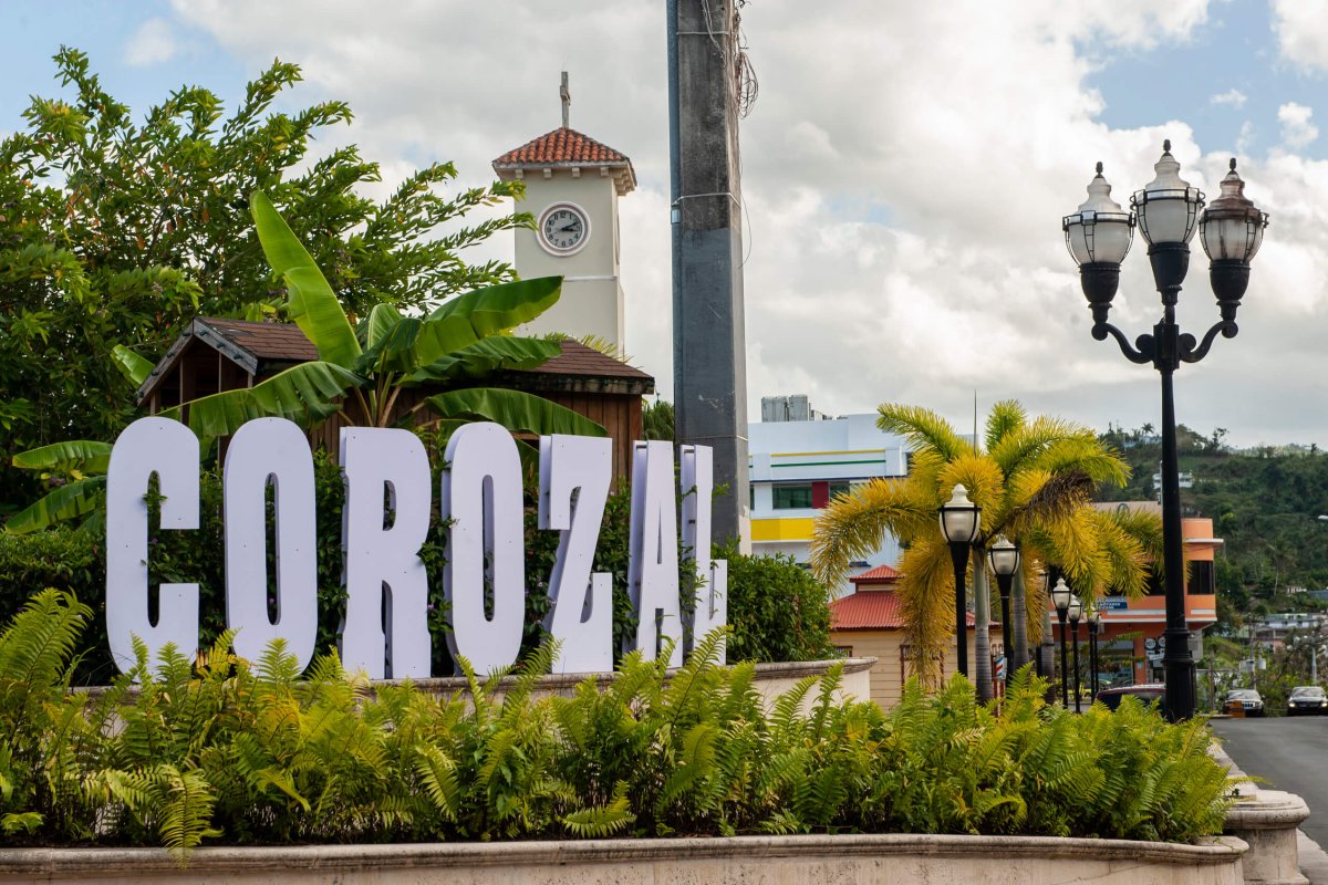 Large Corozal sign welcoming visitors. 