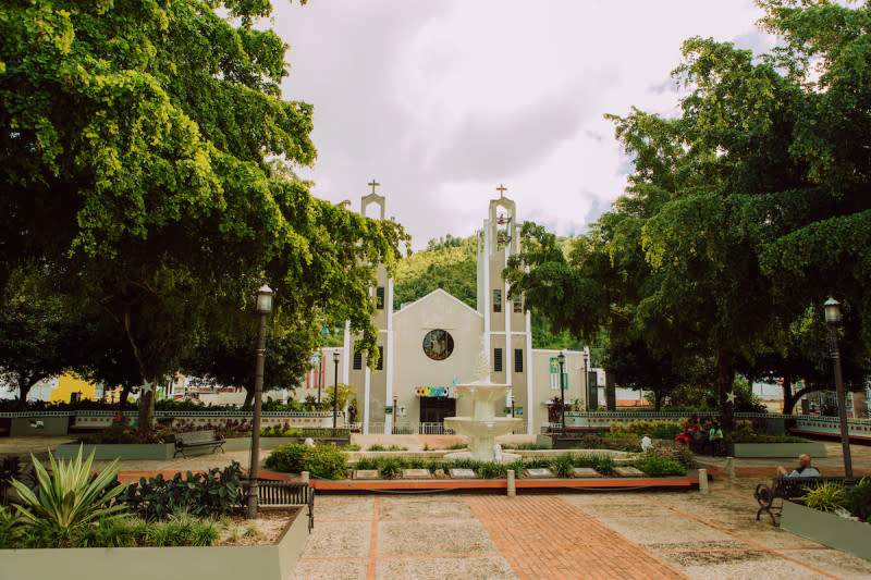 Plaza Pública de la Trova