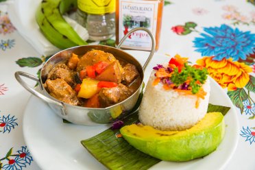 Plato típico en La Casita Blanca, uno de los mejores restaurantes en San Juan.