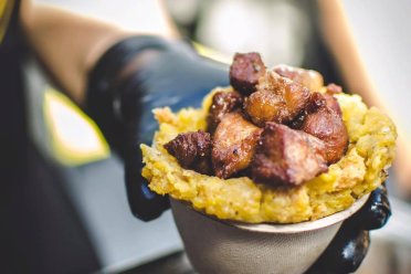 Mofongo relleno de carne.