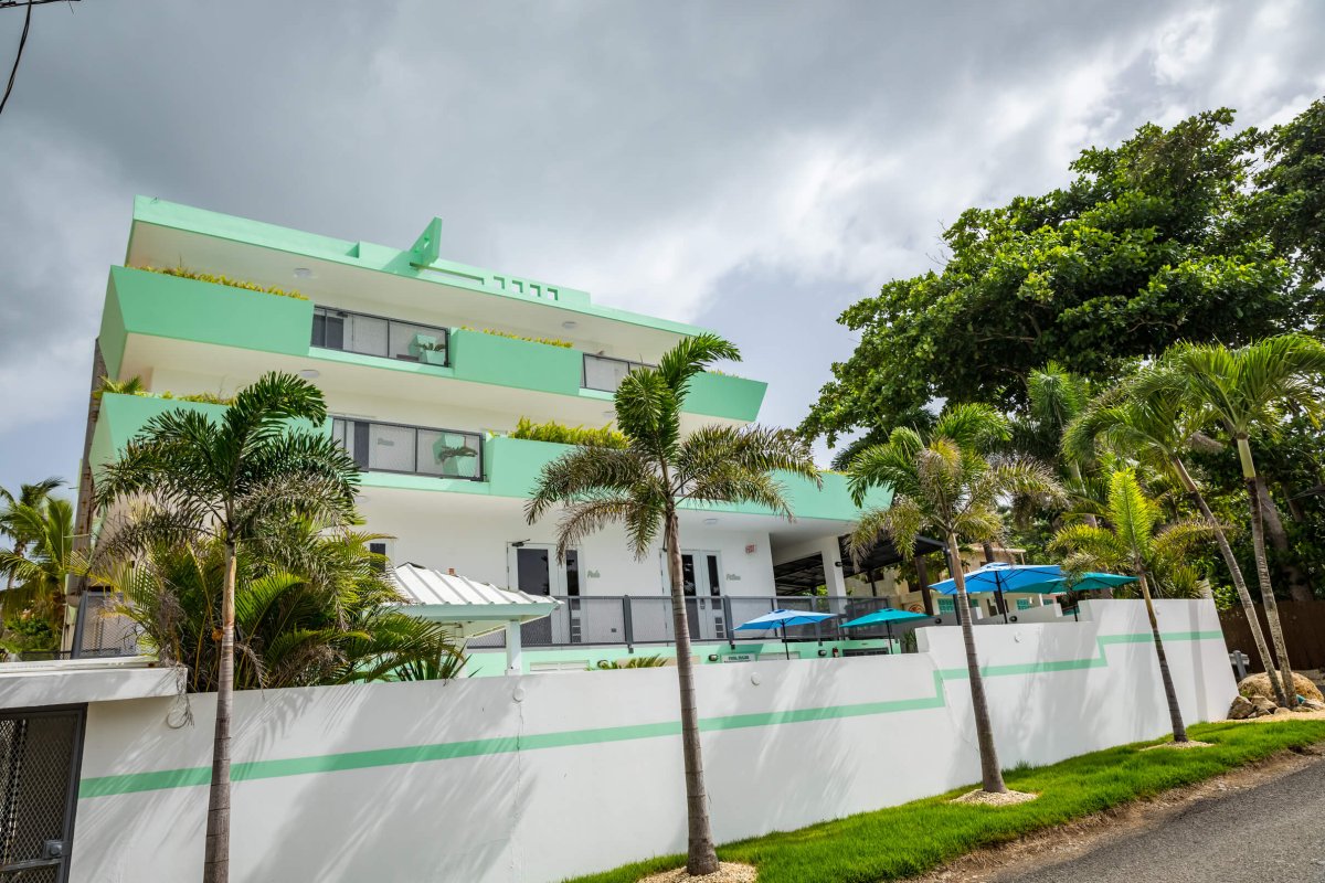 Exterior front view of La Casa Verde in Rincón. 