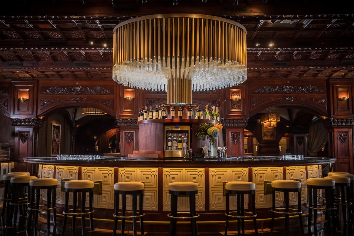 Luxurious bar in the Hotel San Juan.