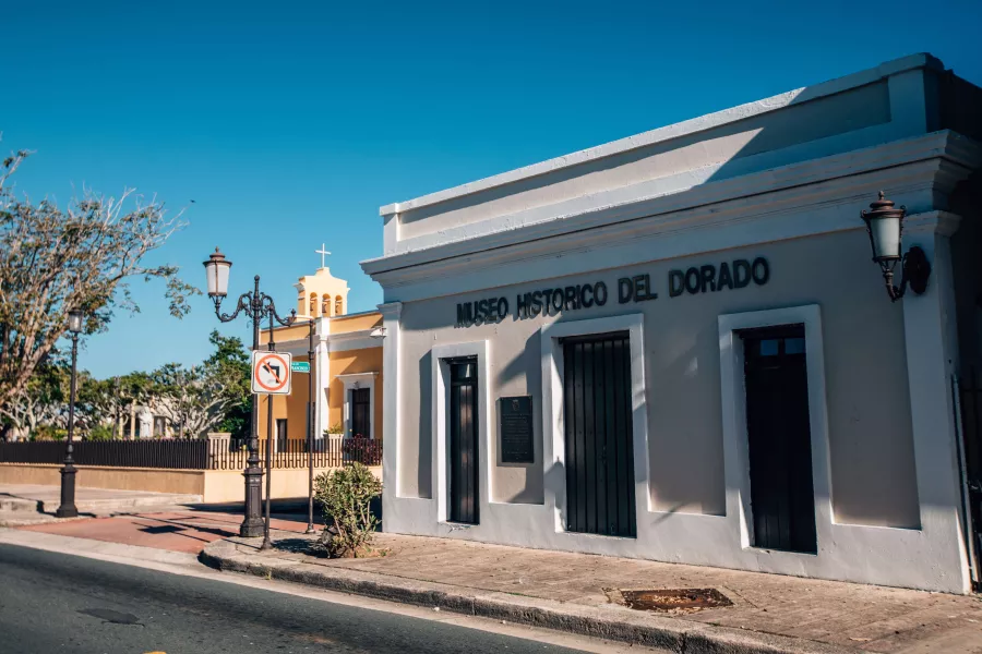 Front entrance of the Museo de Arte e Historia, one of the things to do in Dorado.