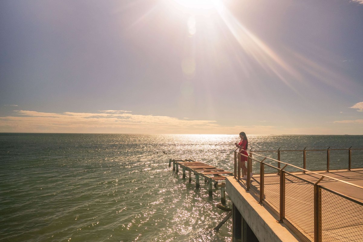 A brilliant sunny day on Salinas Bay.