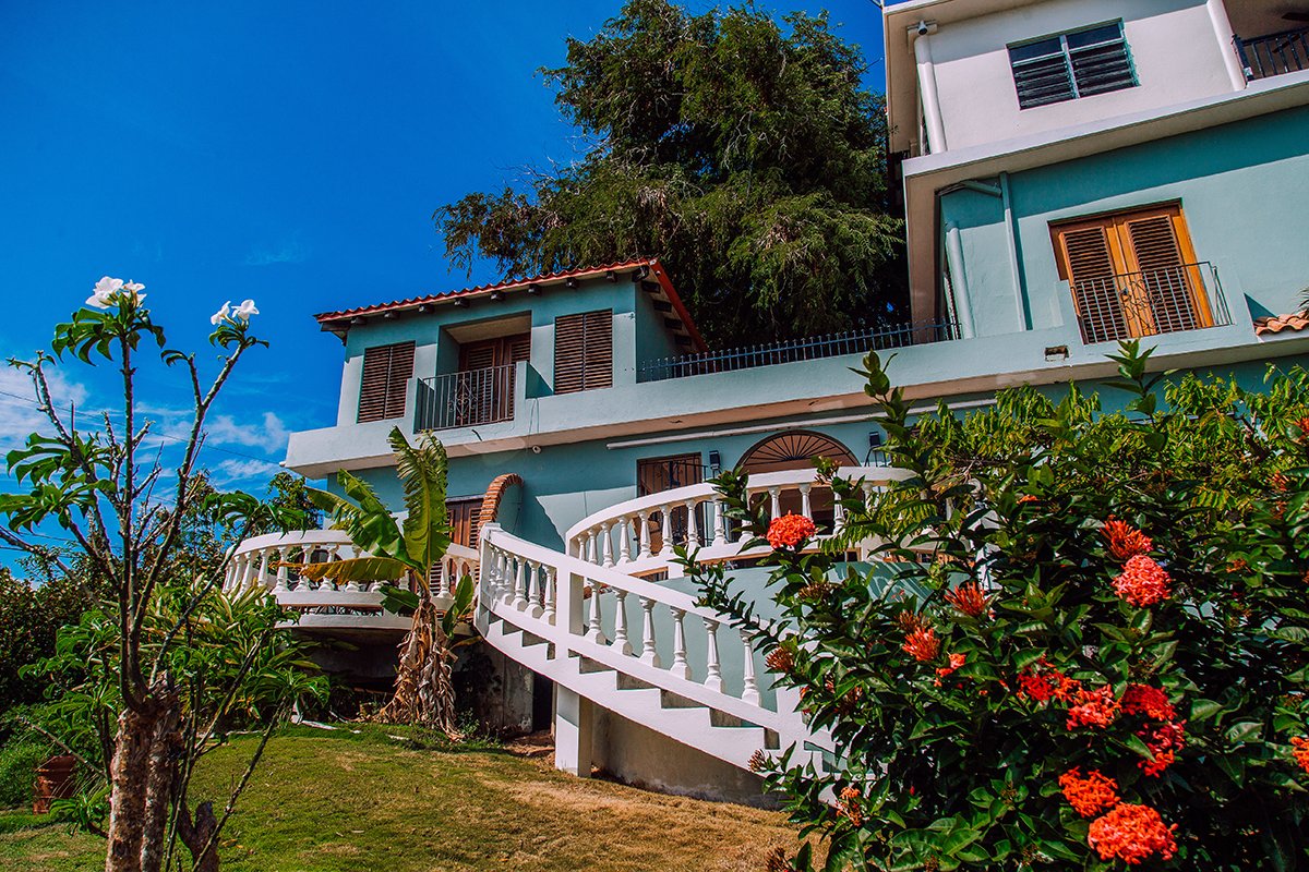 Entrance of Hacienda Tamarindo in Vieques