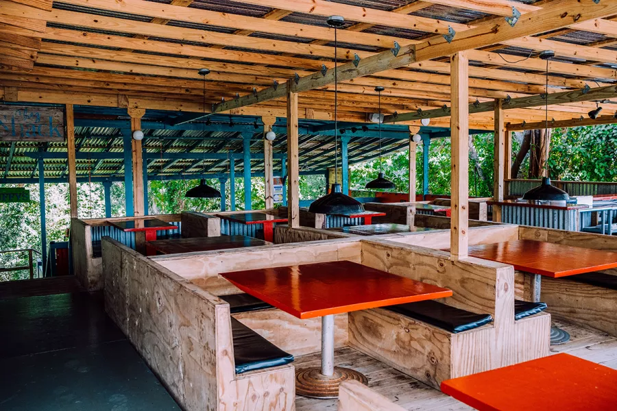 comedor en Tin Box