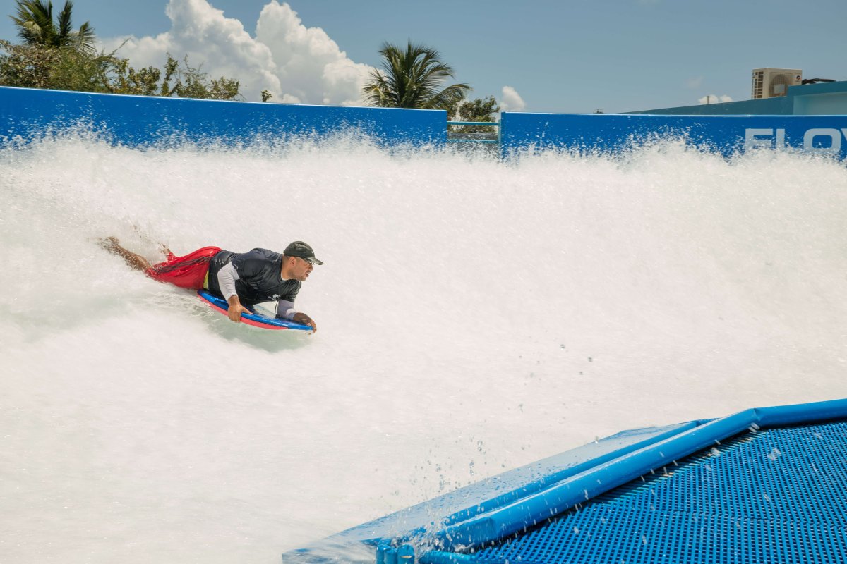 Bodyboarding para chicos en Arroyo Surfing Park