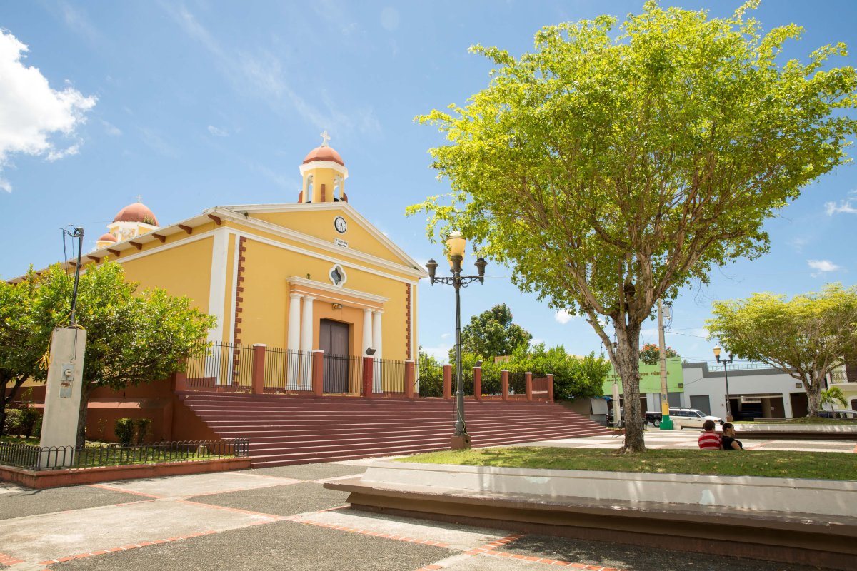 Vista exterior de Santa María de la Cabeza en Sabana Grande