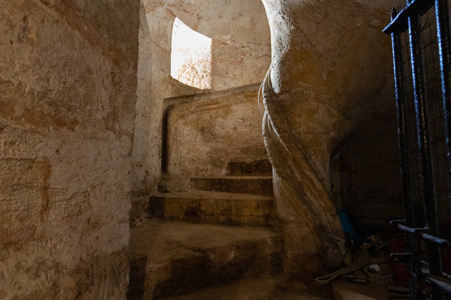 View of the oldest spiral staircase in Puerto Rico and America, built in mortar in the 16th century.