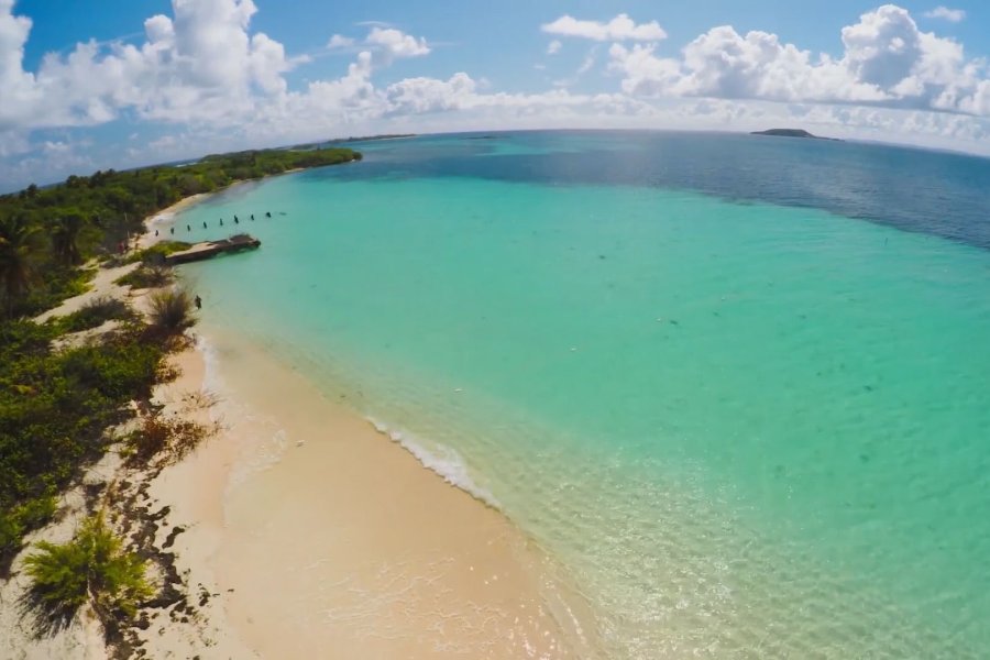Vivid turquoise water at Cayo Icacos off the east coast of Puerto Rico.