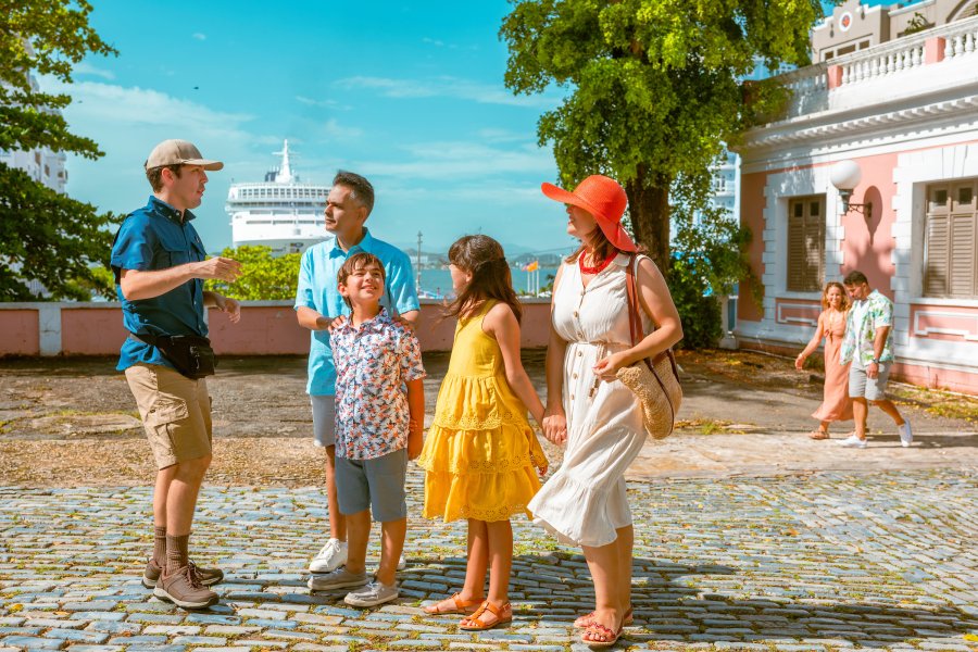 A family taking a tour in Old San Juan