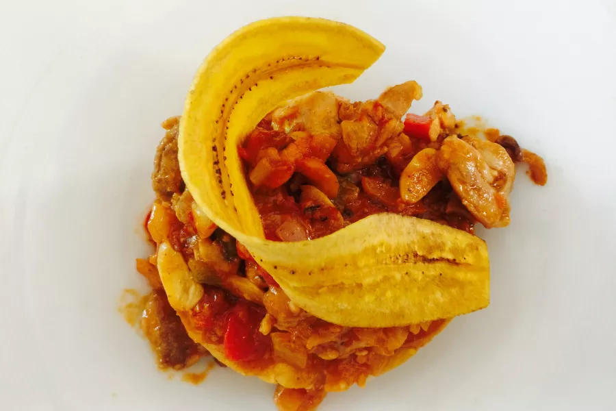 Mofongo, one of the Puerto Rican dishes to taste at Old San Juan port.