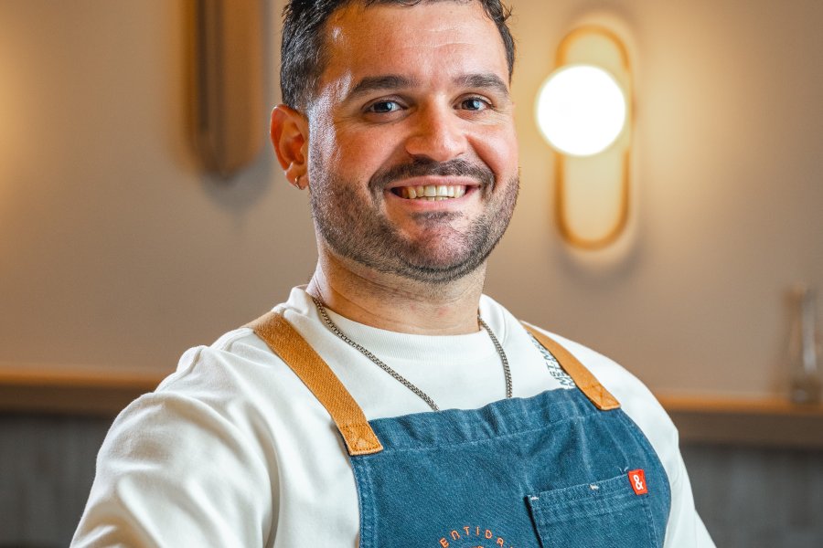 Mixologist Stephen Alonso.
