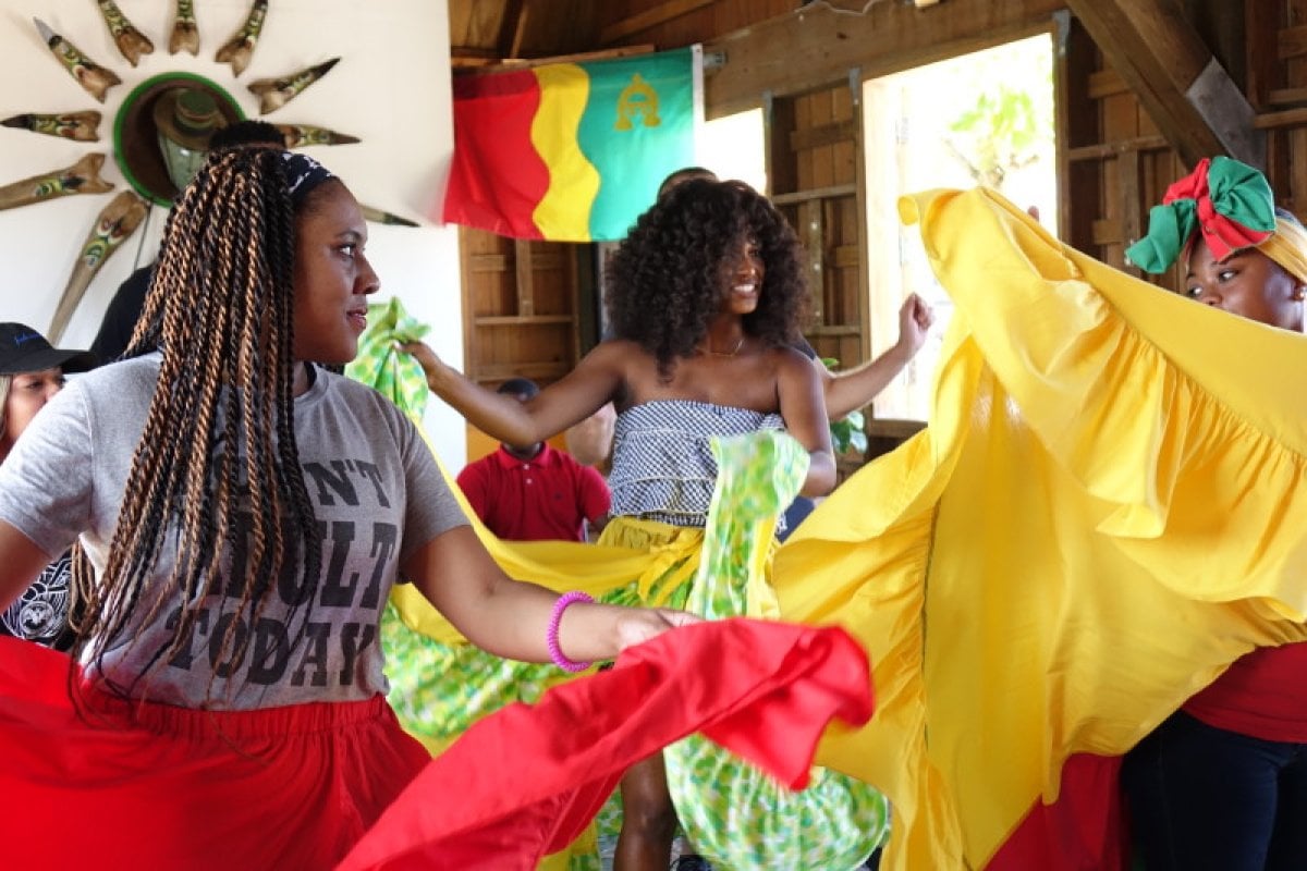Baile de bomba en Loiza
