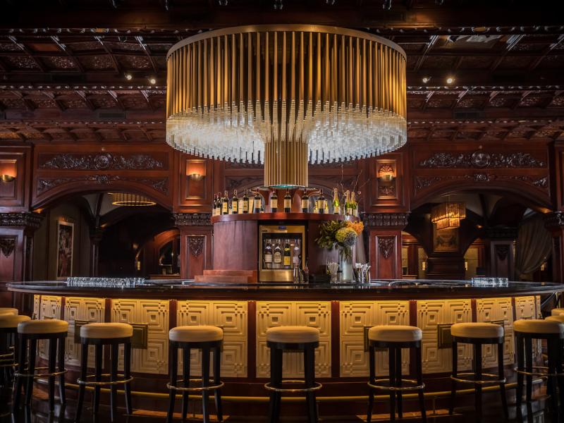 Luxurious bar in the Hotel San Juan.