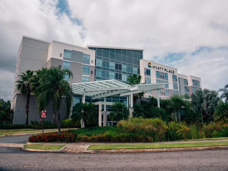 Exterior view of the Hyatt Place Hotel and Casino in Manatí. 