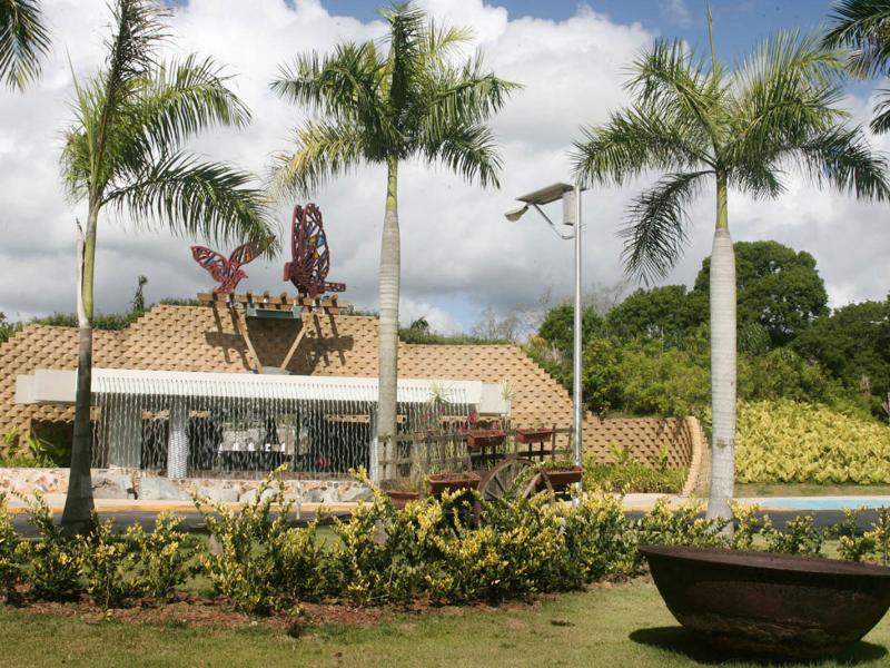The William Miranda Botanical and Cultural Garden
