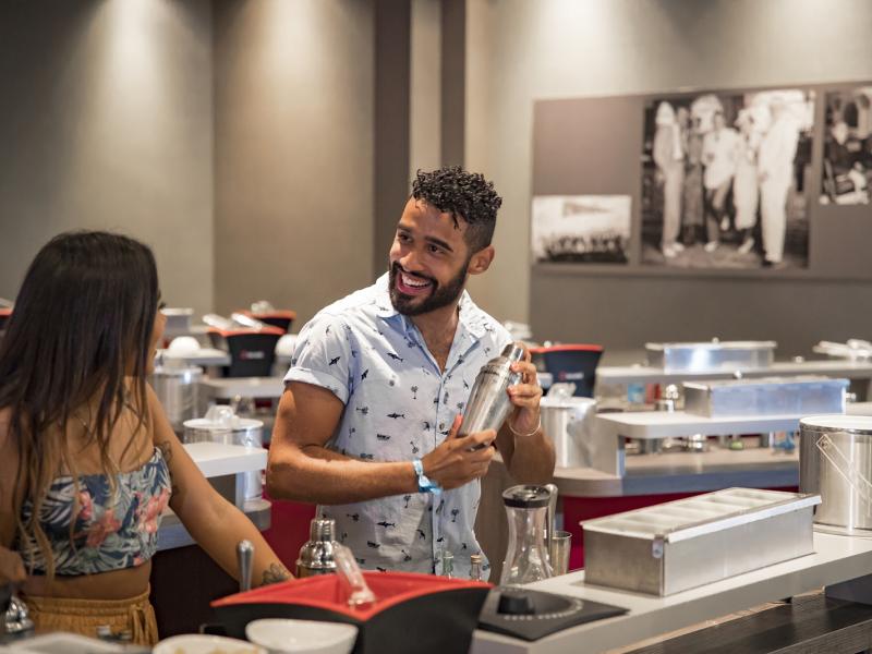 Two people enjoying a rum tasting session in Casa Bacardí.