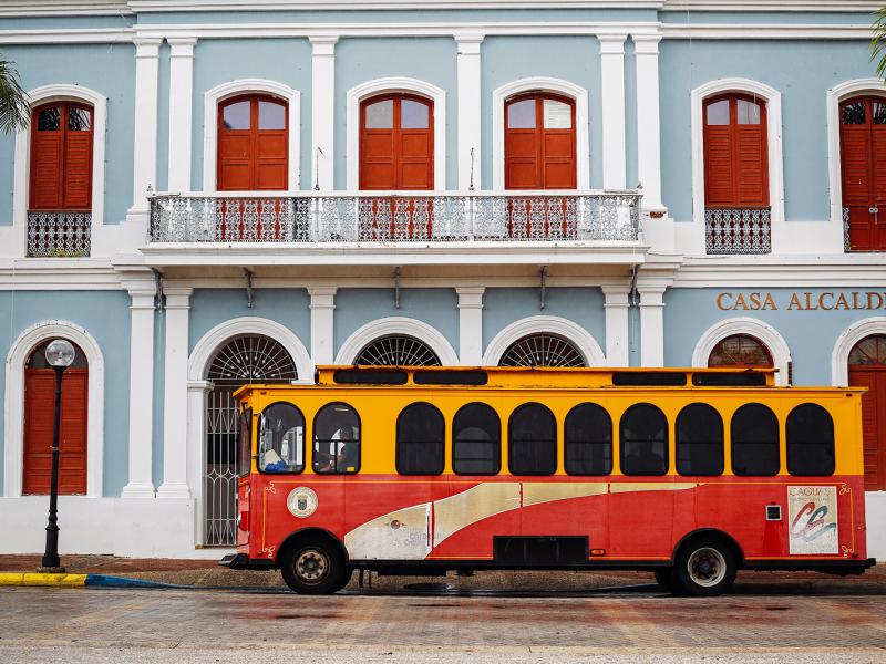 A trolley in front of the mayor's office in Caguas.