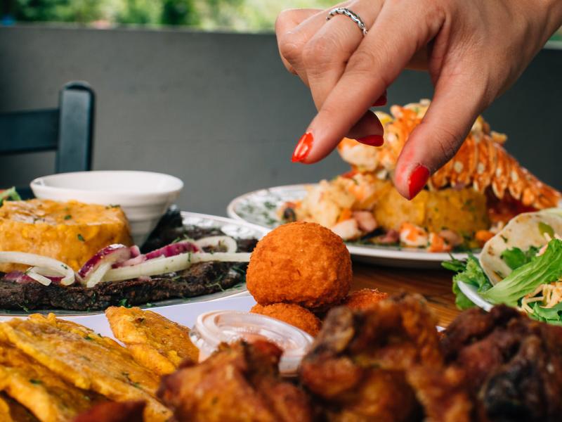 A plate of food at a restaurant in Ciales