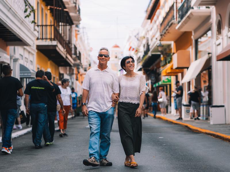 Couple walking in Old San Juan