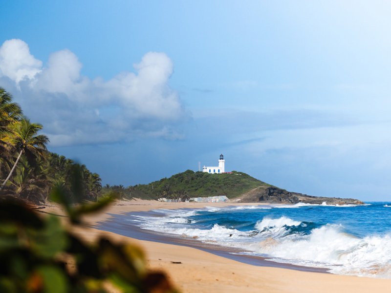 The beautiful Poza del Obispo and Arecibo lighthouse in the background.