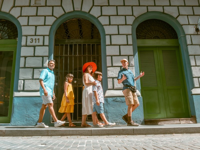 Family taking a tour in Old San Juan.