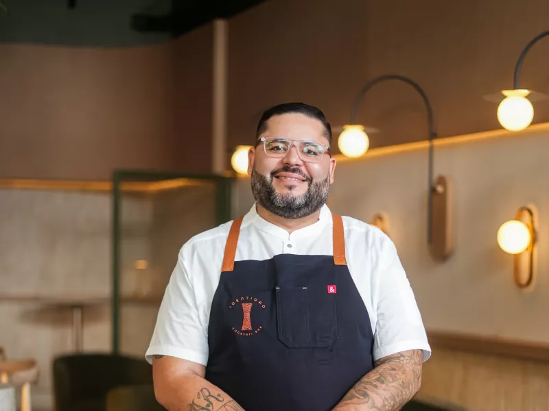 Puerto Rican mixologist Edrick Colón (Identidad Bar)