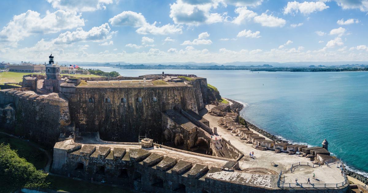 Exploring Castillo San Felipe del Morro in Old San Juan | Discover ...