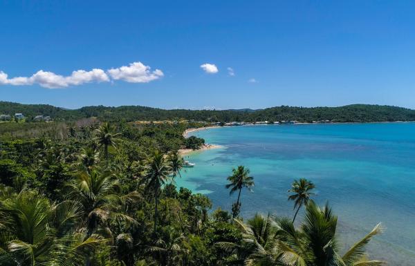 Puerto Rican Bay during the day.