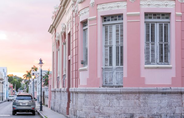 Street view of Ponce.