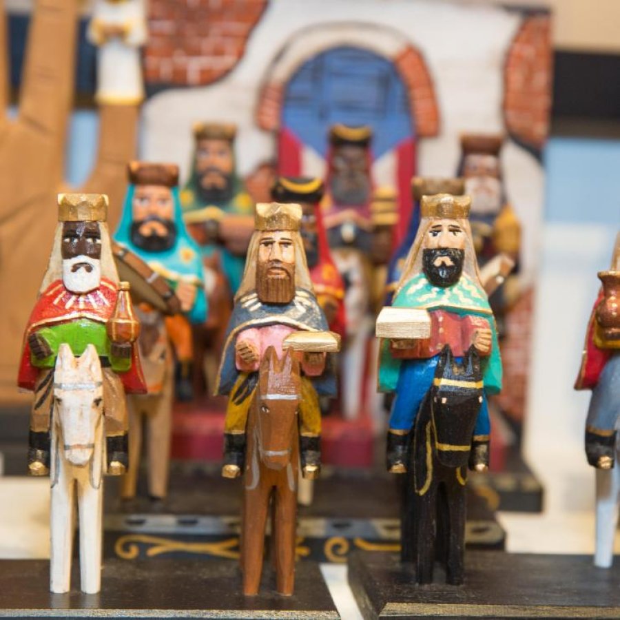 Puerto Rican handcraft of the Three Kings.