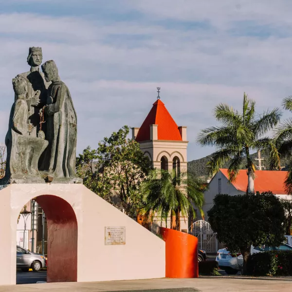 A statue commemorating the Three Kings in Juana Diaz.
