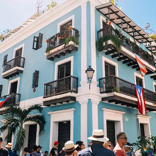 Festive atmosphere in Old San Juan during the holiday season, a time rich in Puerto Rican traditions and cultural celebrations.