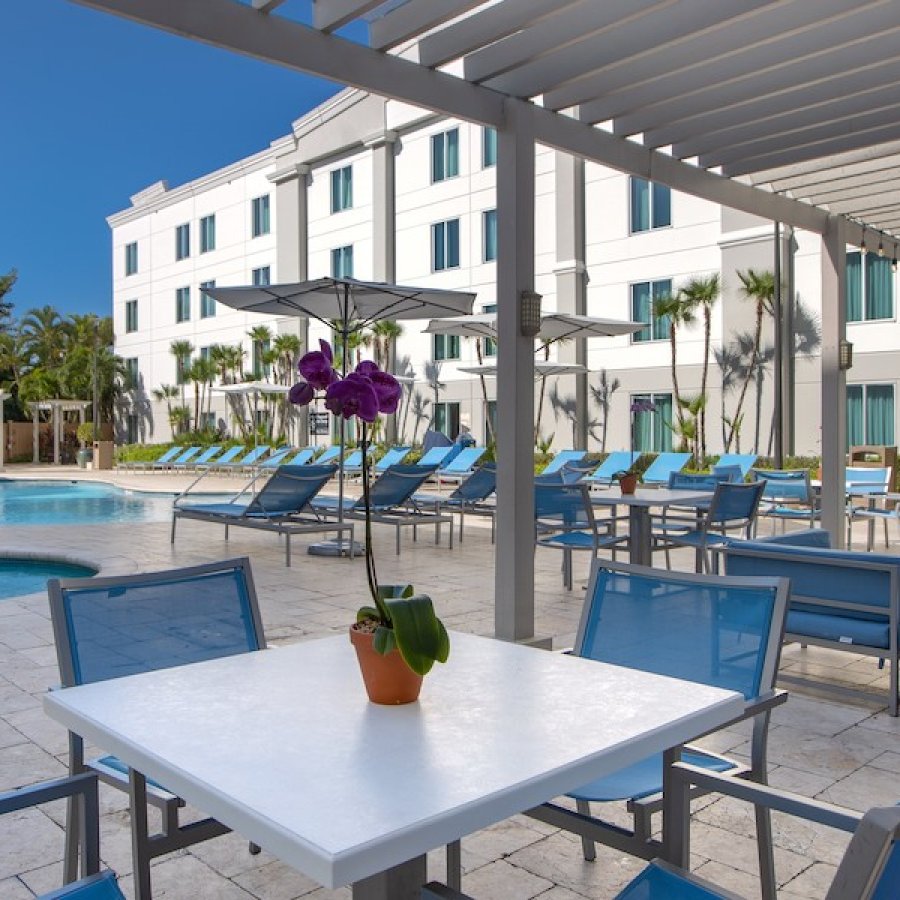 Hampton Inn Suites