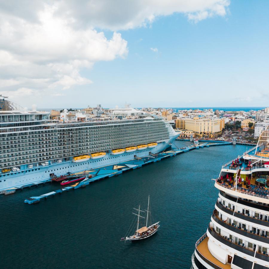 Arriving at the cruise port