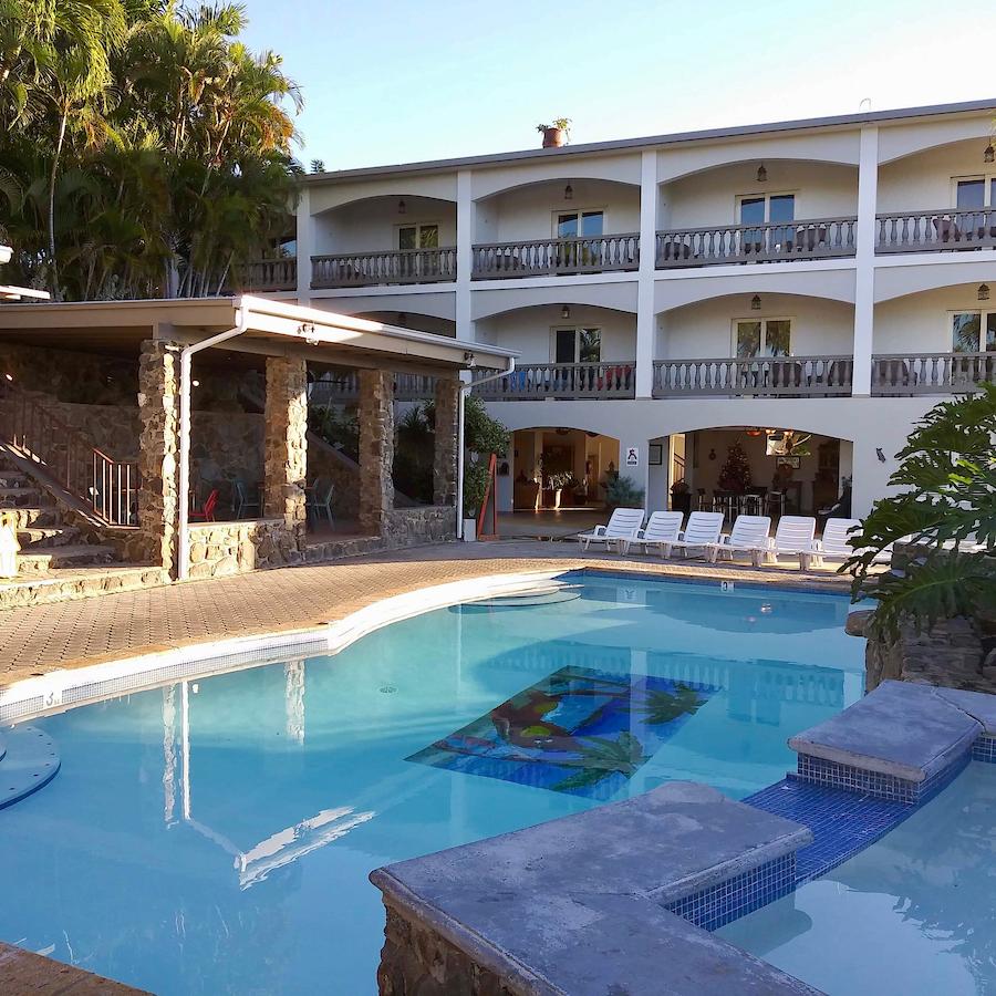 Lazy Parrot Inn Pool Area