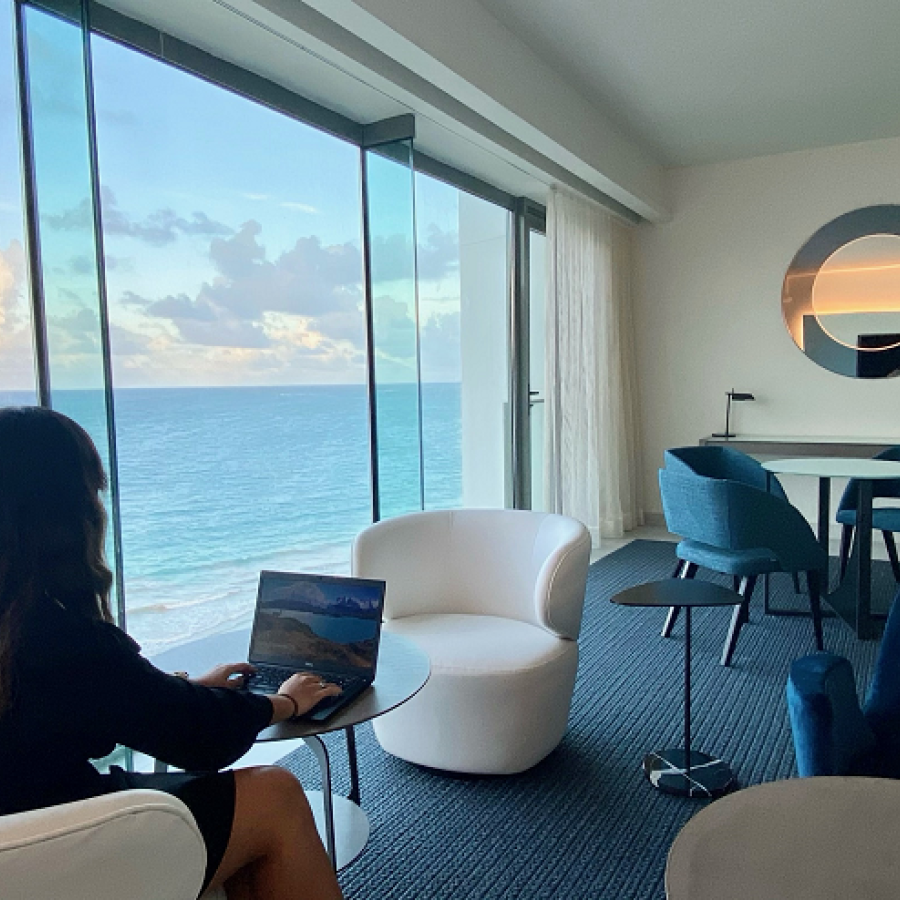 La Concha's Corporate Executive Suite