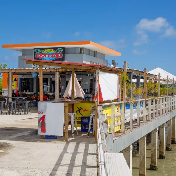 Vista exterior de Kabba's Bar and Grill.