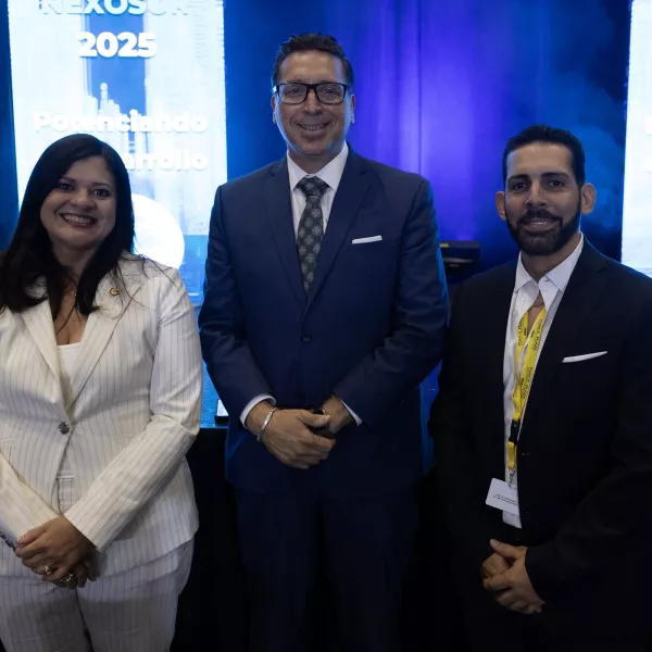 Jorge and NEXOSur representatives