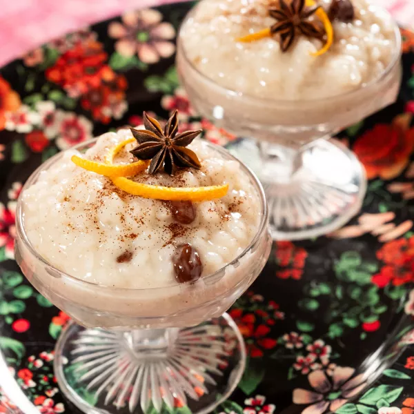 Plate of Puerto Rican dessert, arroz con dulce.