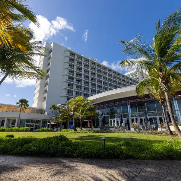 Undoubtedly, nothing is more iconic than celebrating the New Year at the Caribe Hilton.
