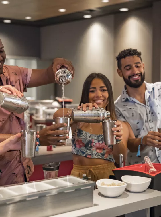 A group takes a mixology class at Casa Bacardí