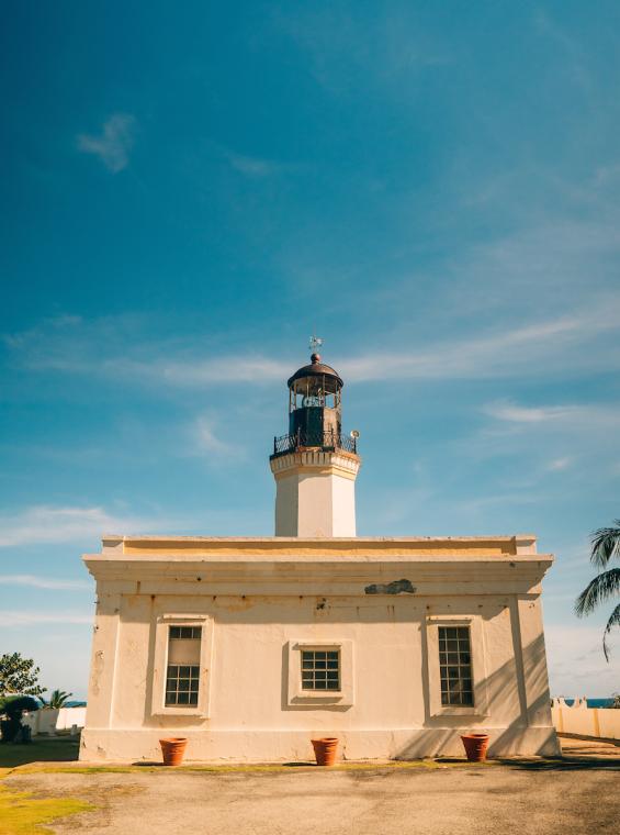 A view of the lighthouse in the town of Maunabo.