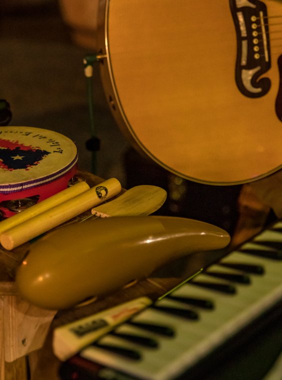 A collection of traditional Puerto Rican percussion instruments.